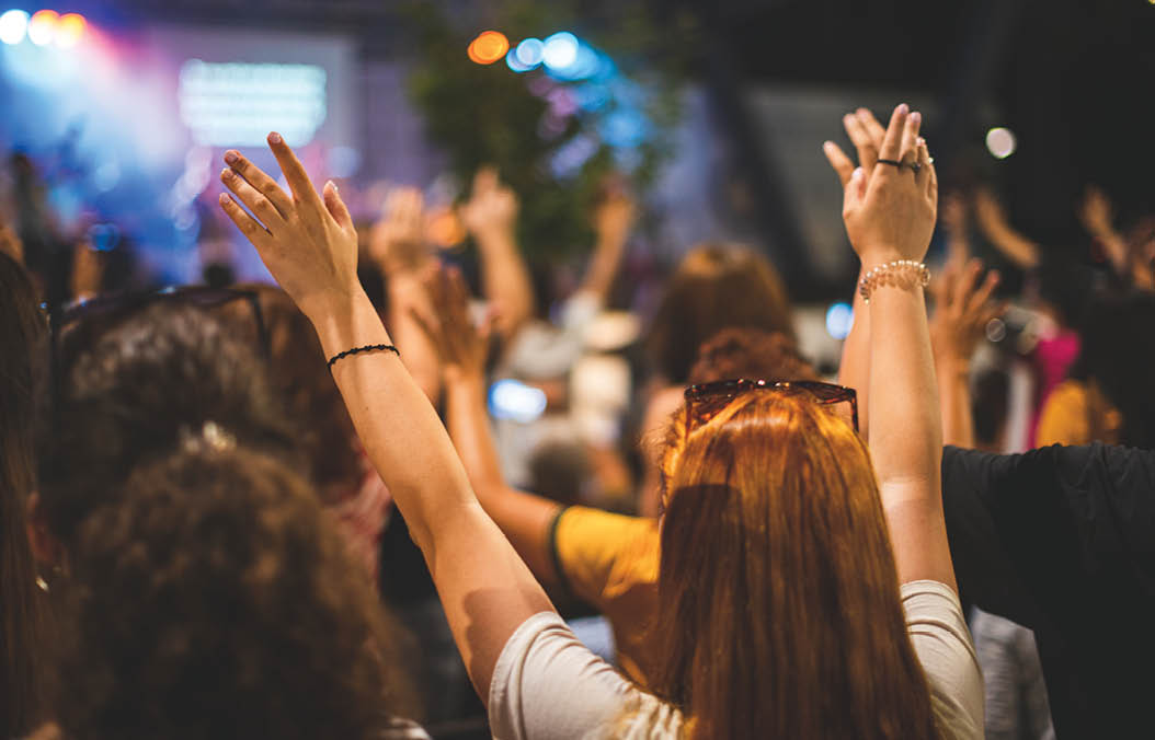 Christian congregation worship God together